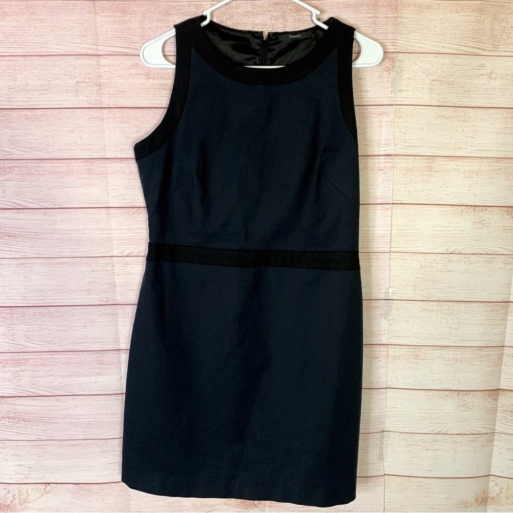 Tahari Navy Blue Black Trim Sleevless Dress Size 8